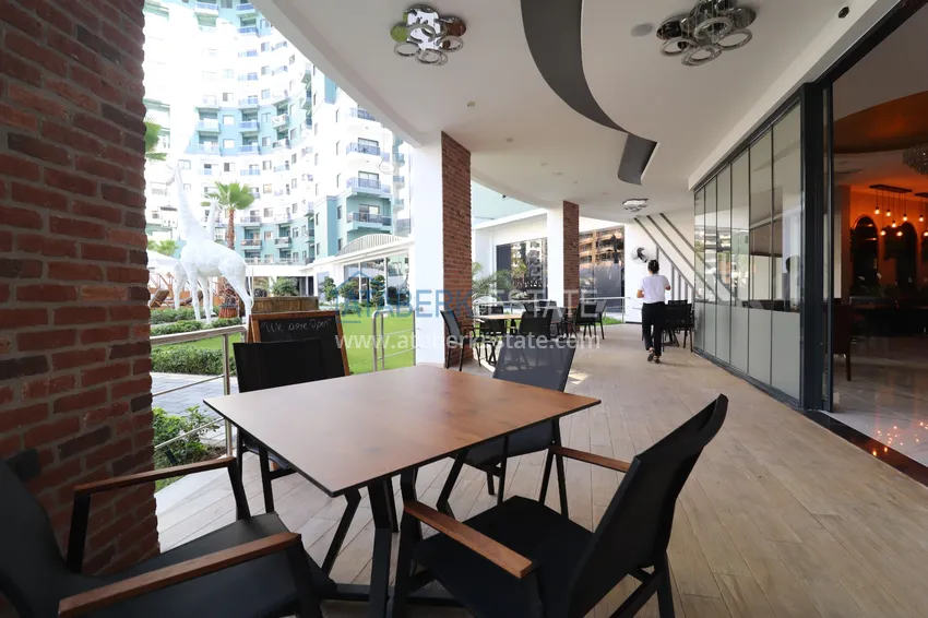 Apartament 1+1 z meblami i widokiem na góry w kompleksie z infrastrukturą hotelową, dzielnica Mahmutlar — Alanya  13 
