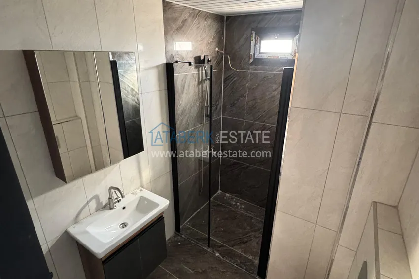 Kupuj  Dobrze wykończony apartament z jedną sypialnią w Mersin, dzielnica Teje 11 