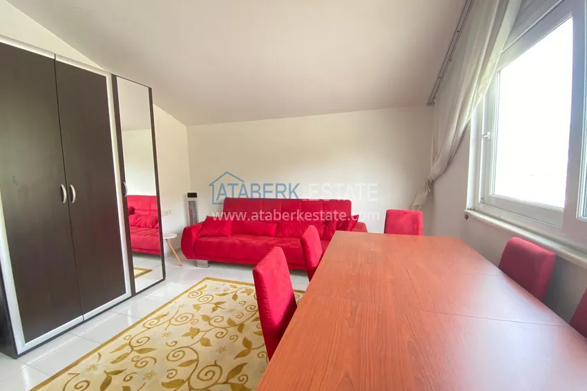 Kupuj  Dwupoziomowy penthouse w Cikcilli, Alanya umeblowany w małym kompleksie  15 