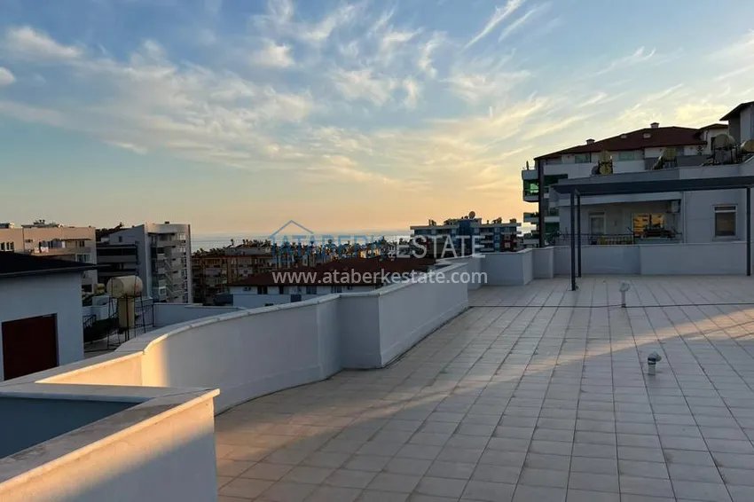 Apartament z jedną sypialnią pod klucz w przytulnym kompleksie w dzielnicy Alanya Tosmur 15 