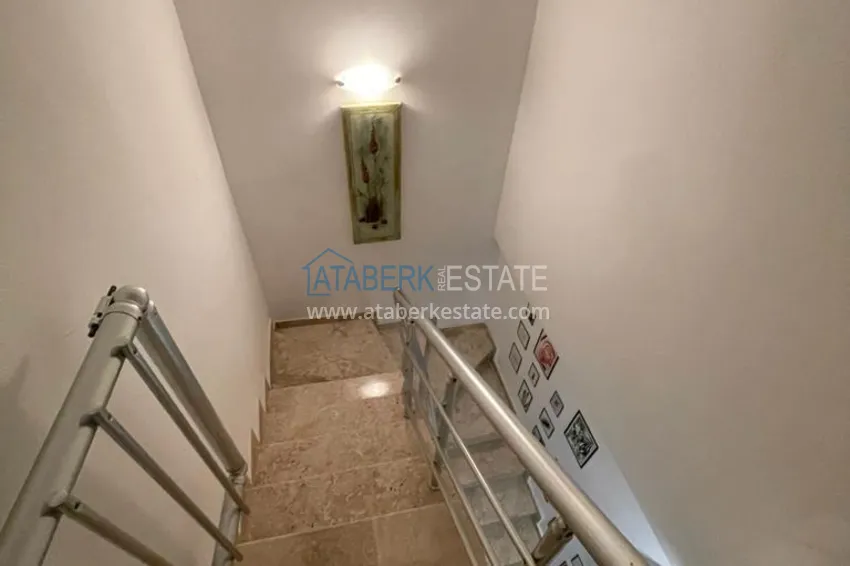 Kupuj  Dwupoziomowy penthouse w Cikcilli, Alanya umeblowany w małym kompleksie  20 