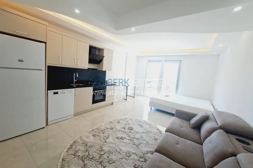 Kupuj  Umeblowane studio z widokiem na morze w kompleksie przy plaży, dzielnica Mahmutlar — Alanya 1 