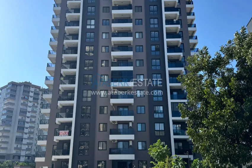 Dobrze wykończony apartament z jedną sypialnią w Mersin, dzielnica Teje 2 