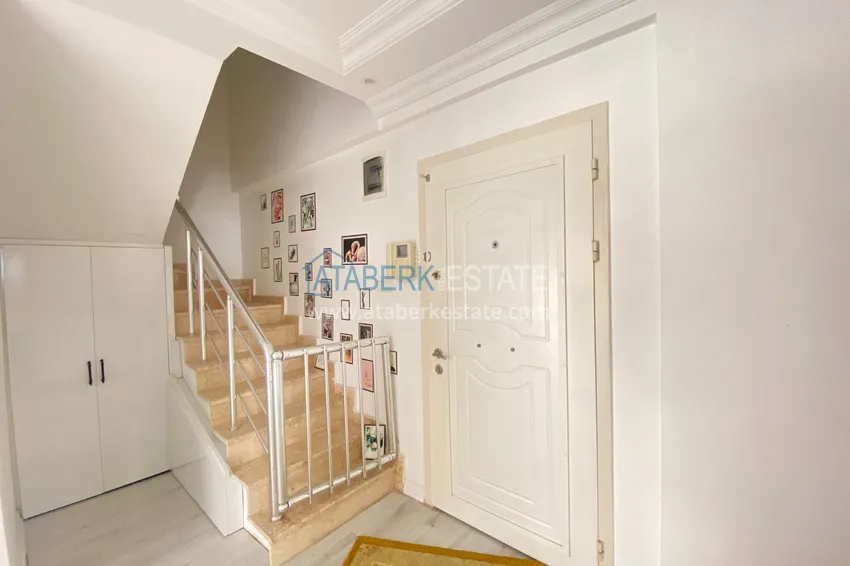 Kupuj  Dwupoziomowy penthouse w Cikcilli, Alanya umeblowany w małym kompleksie  2 