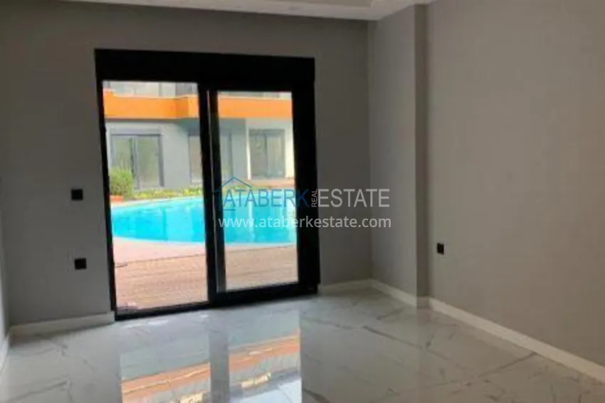 Kupuj  W pełni wykończony apartament z dostępem do basenu w Avsallar, Alanya 1 