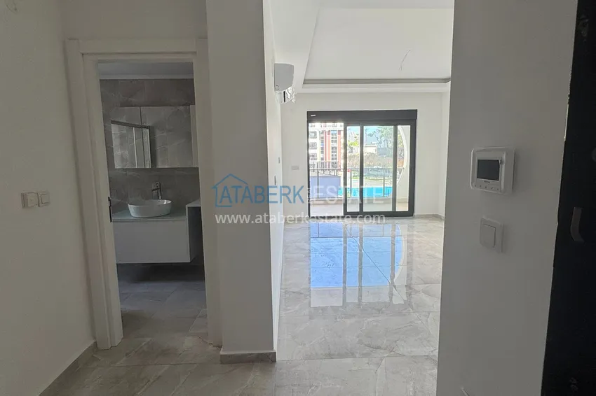 Kupuj  Dwupokojowy apartament z tarasem o powierzchni 14 m2 w nowym ekskluzywnym kompleksie — Avsallar, Alanya 1 