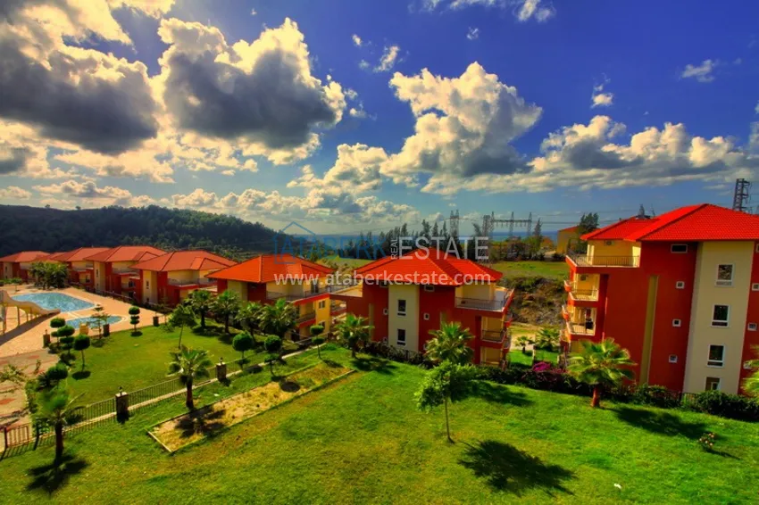 Apartament z 2 sypialniami w Mahmutlar z meblami  1 
