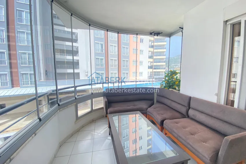 Kupuj  Dwupoziomowy penthouse w Cikcilli, Alanya umeblowany w małym kompleksie  24 