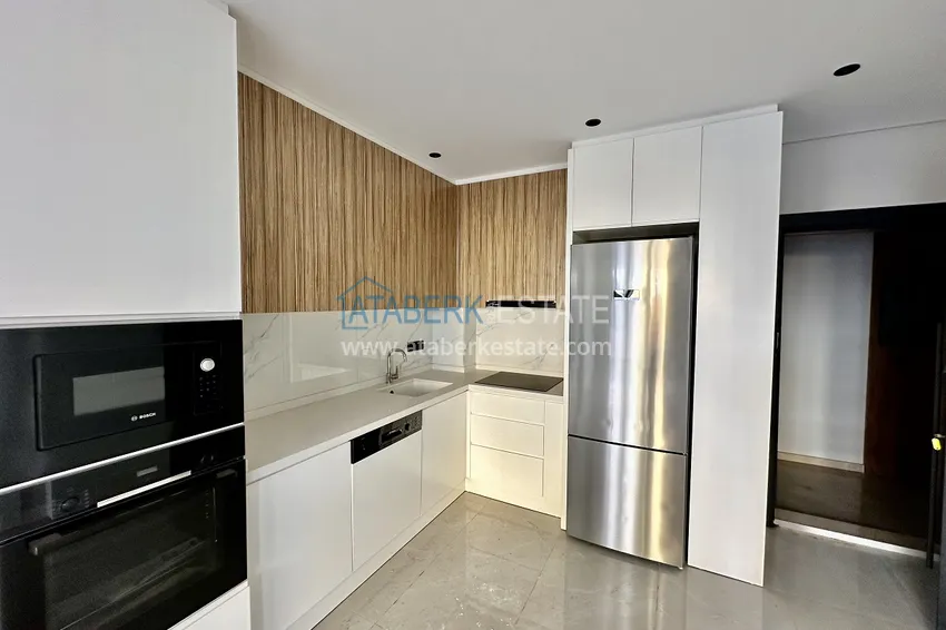 Kupuj  Apartament z jedną sypialnią w centrum Alanyi, zaledwie 370 metrów od plaży Cleopatra 2 