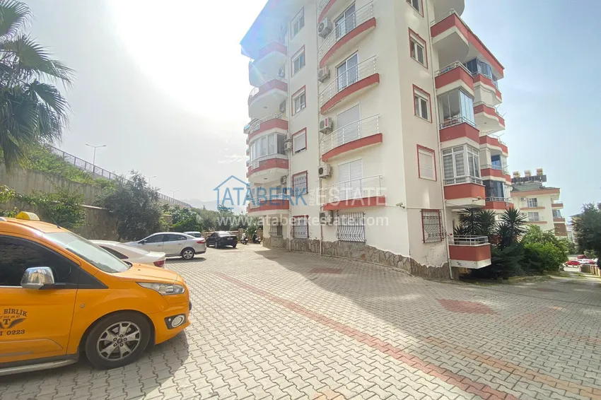 Dwupoziomowy penthouse w Cikcilli, Alanya umeblowany w małym kompleksie  3 