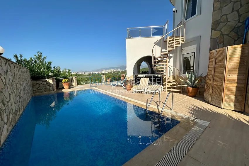 Kupuj  3+1 umeblowana willa w przytulnym kompleksie domków letniskowych — Alanya, dzielnica Kargicak 6 