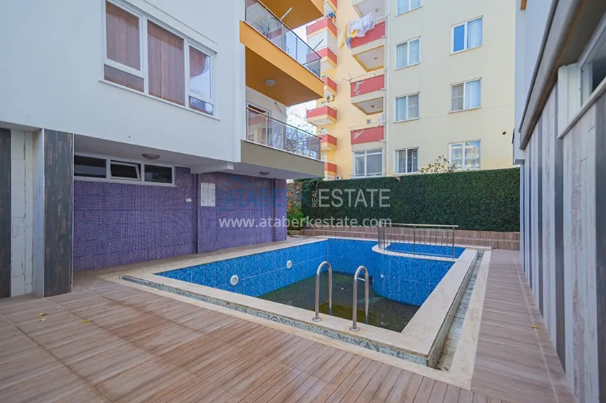 Nieruchomość na zezwolenie na pobyt. Umeblowany apartament z oddzielną kuchnią - centrum Alanya, dzielnica Kleopatra 5 