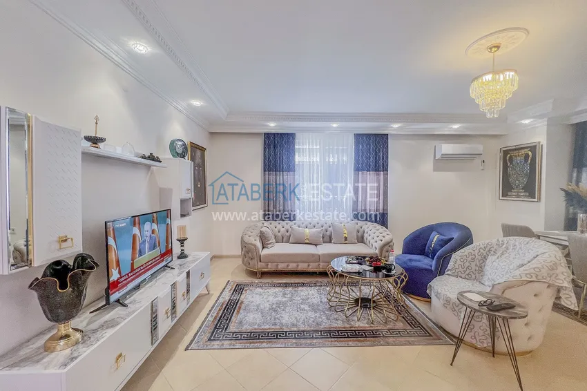 Kupuj  Apartament z dwiema sypialniami z nowymi meblami i przeszklonym balkonem w Mahmutlar 5 