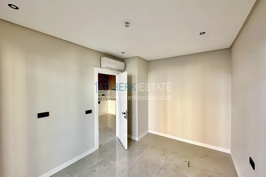 Kupuj  Apartament z jedną sypialnią w centrum Alanyi, zaledwie 370 metrów od plaży Cleopatra 5 