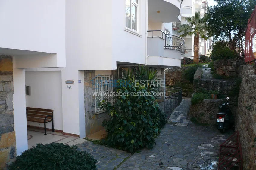 Apartament z jedną sypialnią pod klucz w przytulnym kompleksie w dzielnicy Alanya Tosmur 7 