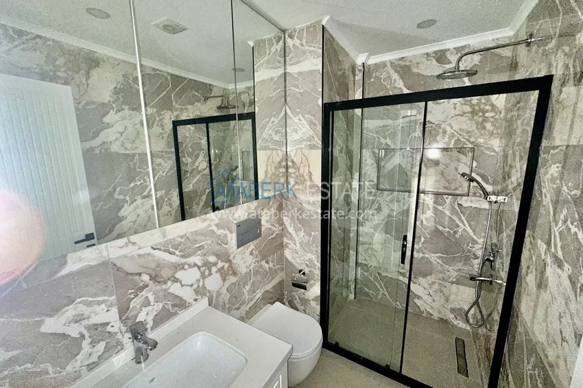 Kupuj  Apartament z jedną sypialnią w centrum Alanyi, zaledwie 370 metrów od plaży Cleopatra 7 