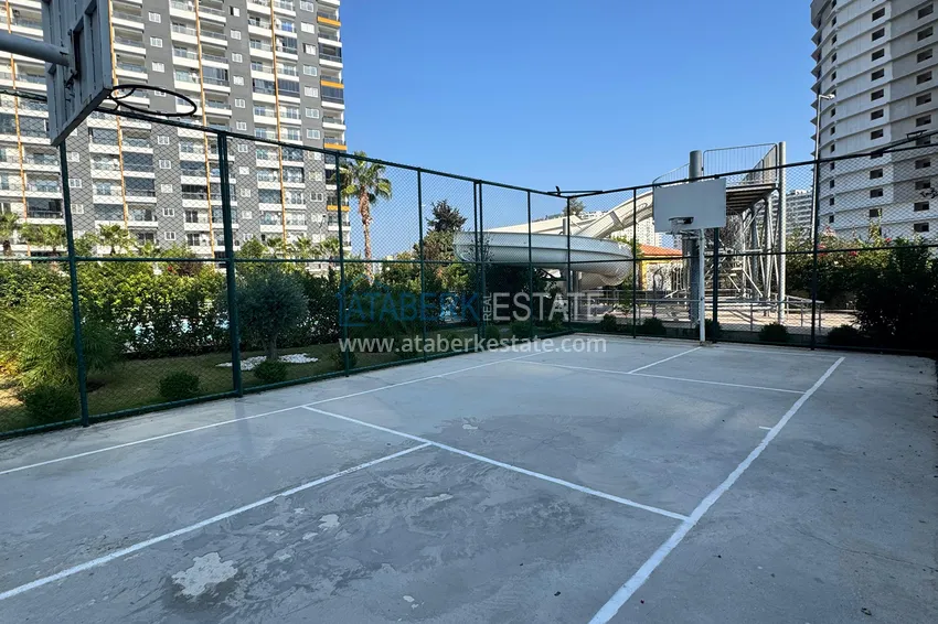 Dwupokojowe mieszkanie z meblami i przeszklonym balkonem w Mersin - Tomyuk 7 