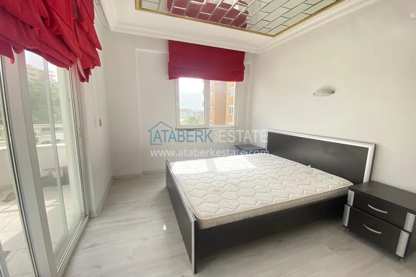Kupuj  Dwupoziomowy penthouse w Cikcilli, Alanya umeblowany w małym kompleksie  10 