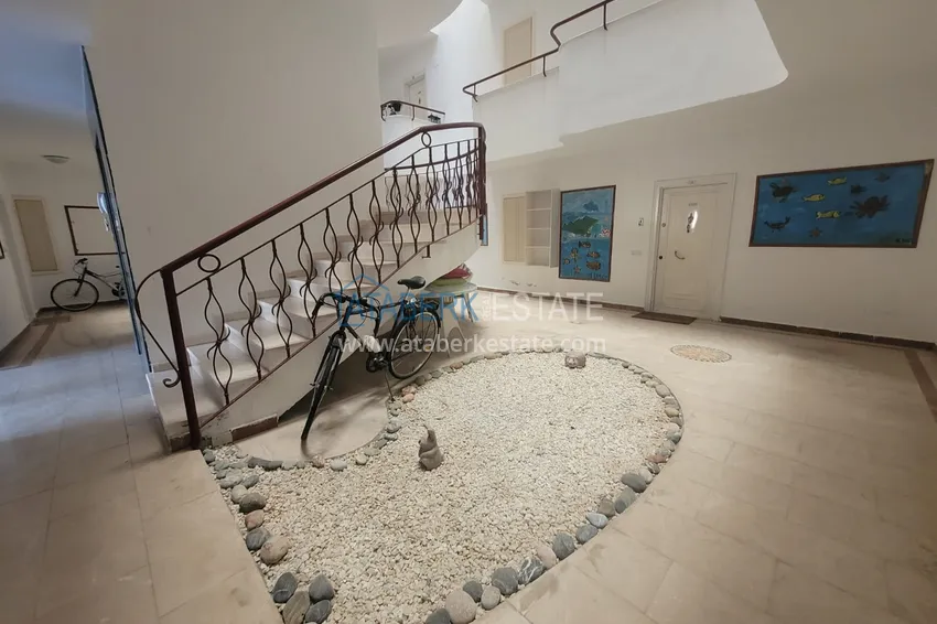 Apartament z jedną sypialnią pod klucz w przytulnym kompleksie w dzielnicy Alanya Tosmur 10 