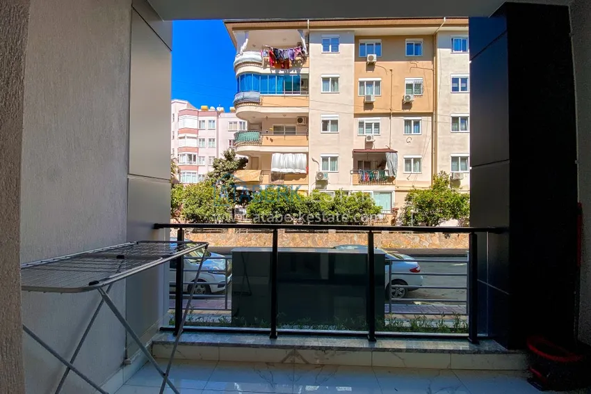 Kupuj  Umeblowane mieszkanie z jedną sypialnią w nowym kompleksie w centrum Alanya 9 