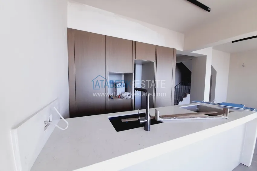 Kupuj  Apartament Loft 3+1 z panoramicznym widokiem od właściciela w zabytkowym sercu Alanyi 12 