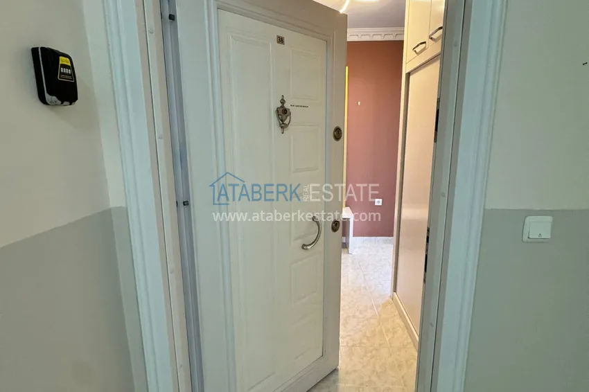 Kupuj  Apartament w Mahmutlar częściowo umeblowany z przeszklonym balkonem i widokiem na morze 1 