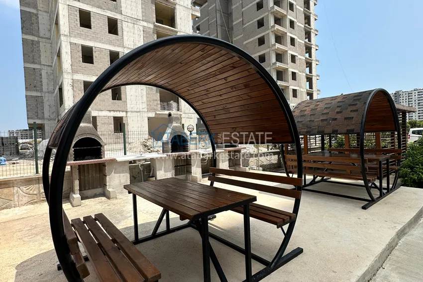 Jednopokojowy apartament z nowymi meblami, oddzielną kuchnią i 2 balkonami w Mersin, Tomyuk  15 