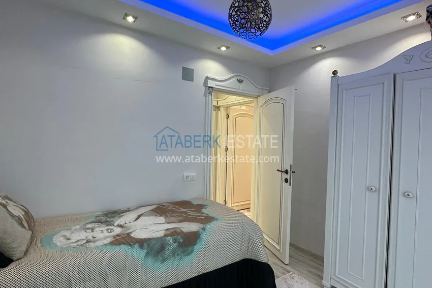 Kupuj  Stylowy penthouse z meblami i przeszklonym balkonem w dzielnicy Teje, Mersin 10 