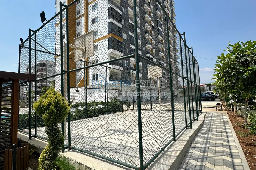 Jednopokojowy apartament z nowymi meblami, oddzielną kuchnią i 2 balkonami w Mersin, Tomyuk  17 