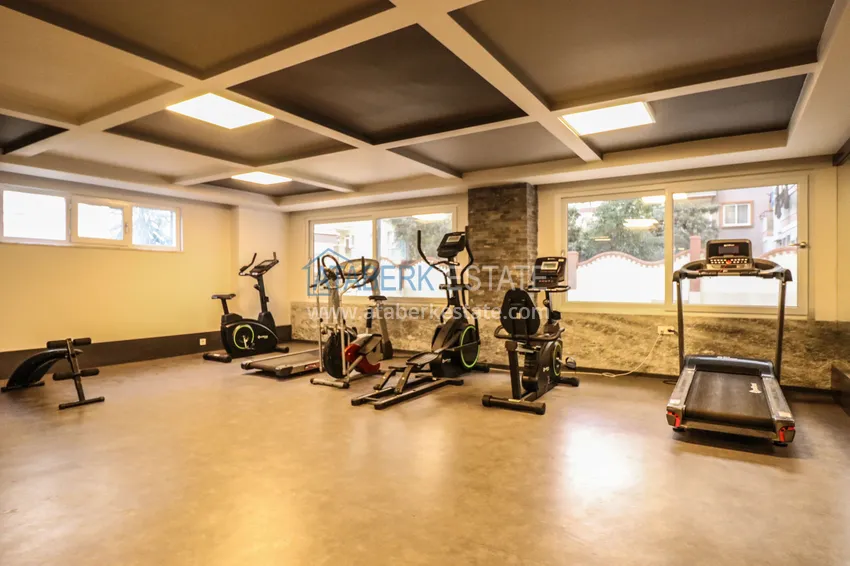 Apartament pod klucz 2+1 z przeszklonymi kormoranami i widokiem na morze w centrum Alanyi  13 