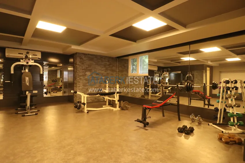 Apartament pod klucz 2+1 z przeszklonymi kormoranami i widokiem na morze w centrum Alanyi  14 