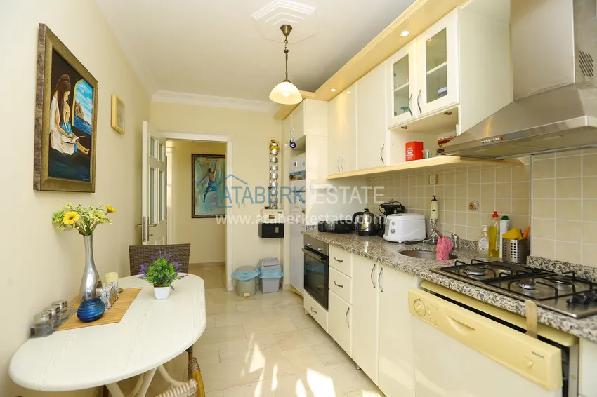Kupuj  Apartament pod klucz 2+1 z przeszklonymi kormoranami i widokiem na morze w centrum Alanyi  13 