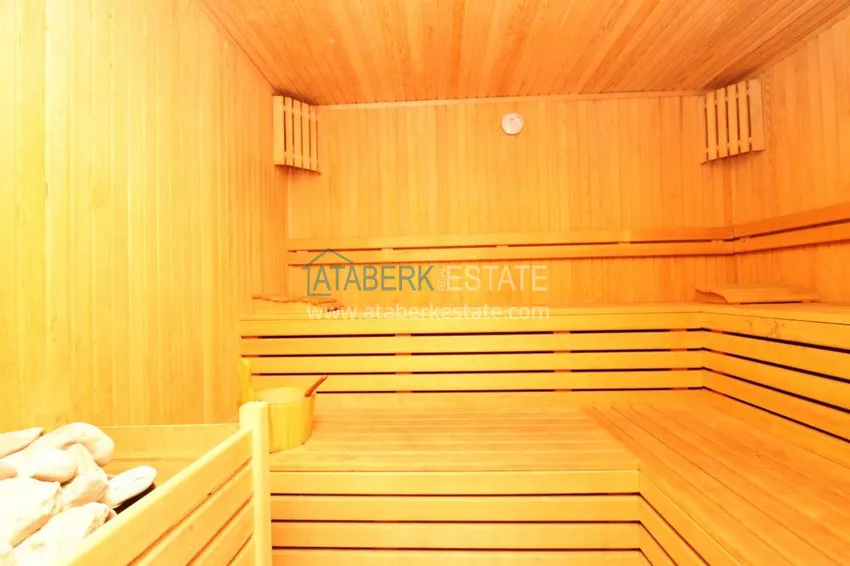 Apartament pod klucz 2+1 z przeszklonymi kormoranami i widokiem na morze w centrum Alanyi  15 