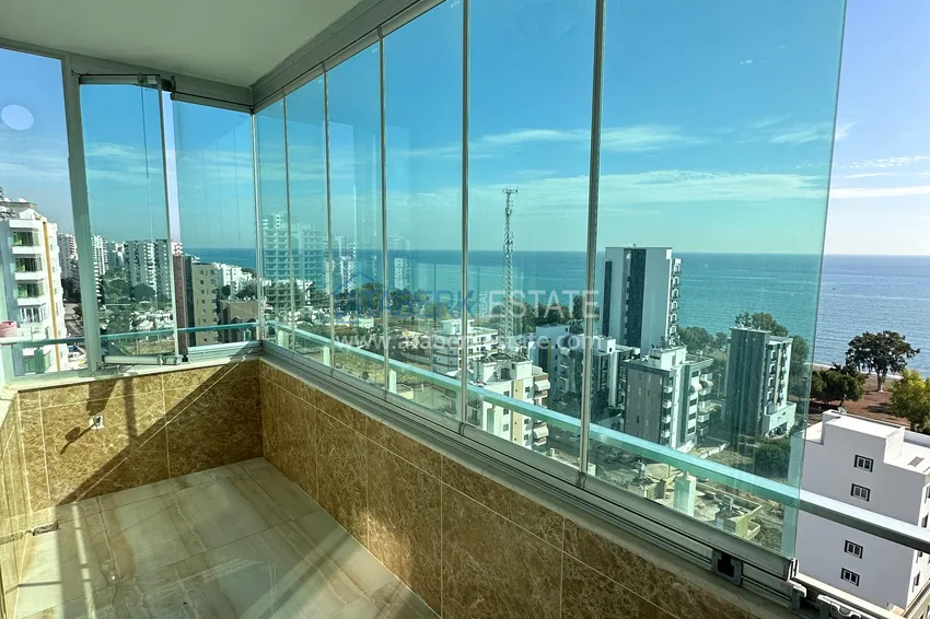 Kupuj  Stylowy penthouse z meblami i przeszklonym balkonem w dzielnicy Teje, Mersin 15 
