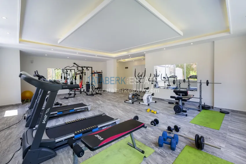 Dwupoziomowy penthouse z widokiem na morze w ultra-luksusowym kompleksie w dzielnicy Alanya Kestel 17 