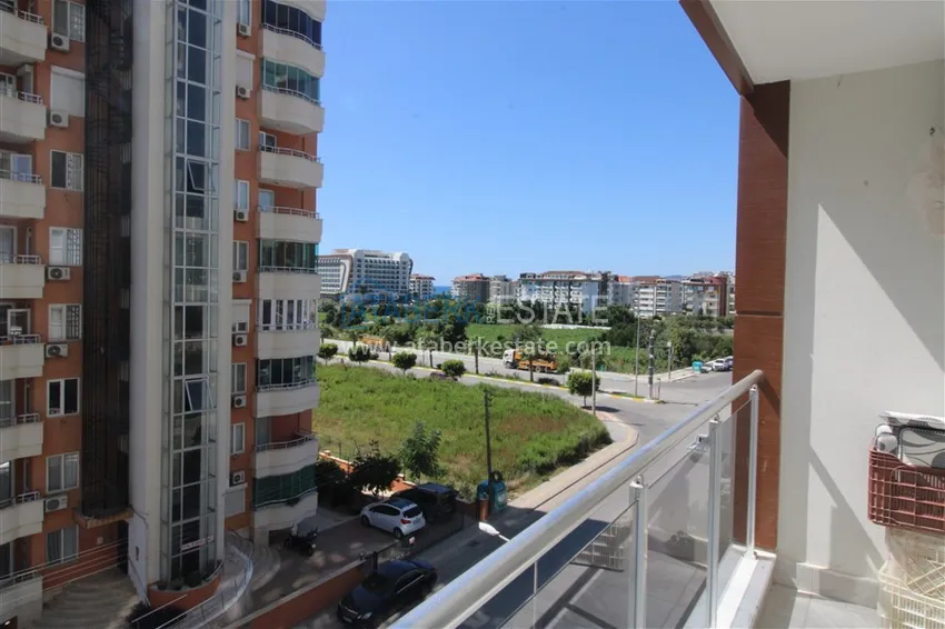Kupuj  Apartament z dwiema sypialniami z meblami i oddzielnym apartamentem kuchennym w Mahmutlar 21 