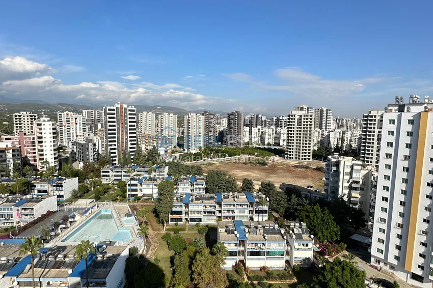 Kupuj  Stylowy penthouse z meblami i przeszklonym balkonem w dzielnicy Teje, Mersin 19 