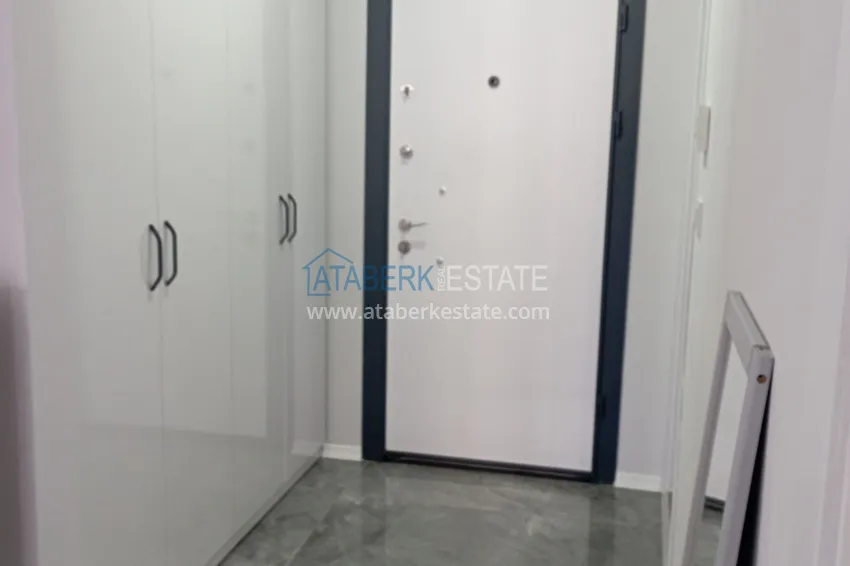 Kupuj  Przestronny apartament 1+1 z widokiem na morze i 2 przeszklonymi balkonami w Mersin, Arpacbakhshish 1 