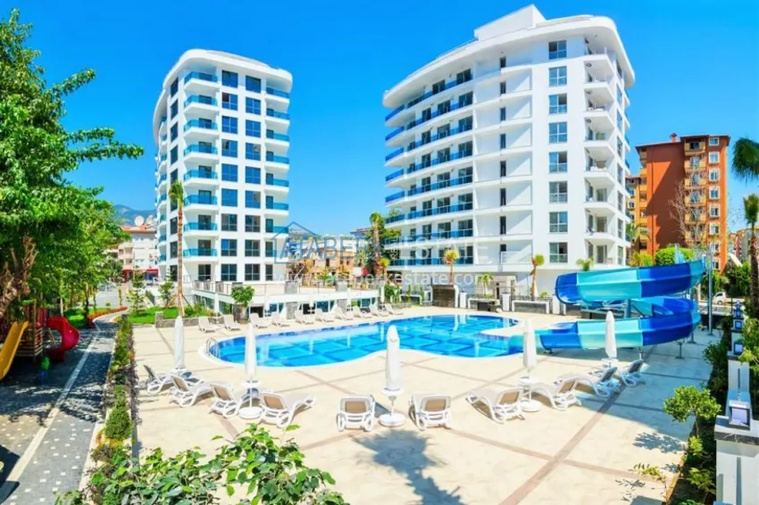 Apartament z jedną sypialnią w centrum Alanyi z meblami i dostępem do prywatnej plaży 1 