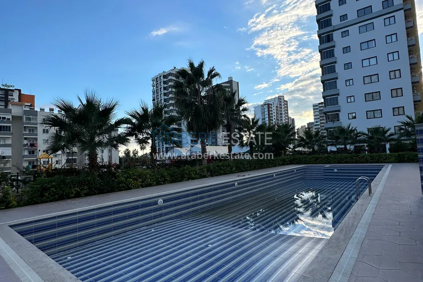 Stylowy apartament z 2 sypialniami i widokiem na góry w centrum Teje, Mersin 1 