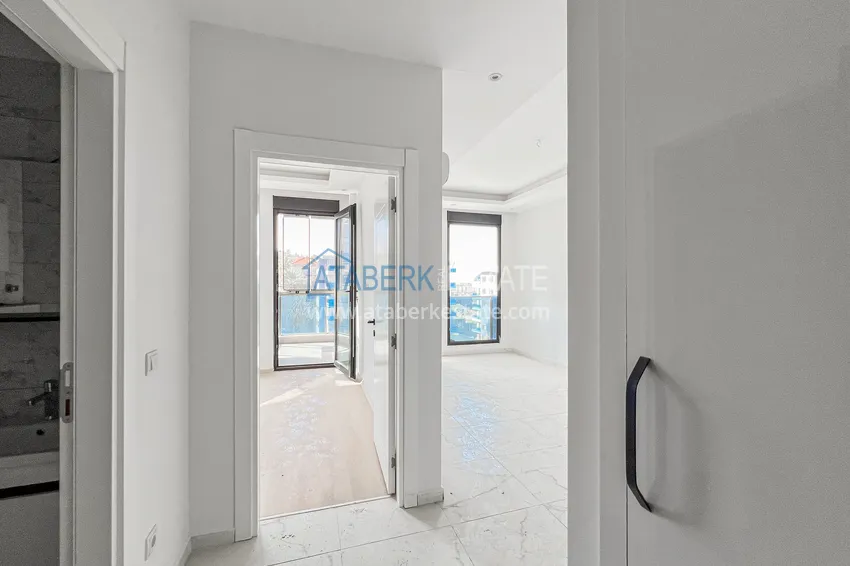 Kupuj  Apartament 1+1 z przeszklonym balkonem i widokiem na morze, dzielnica Kargicak — Alanya 1 