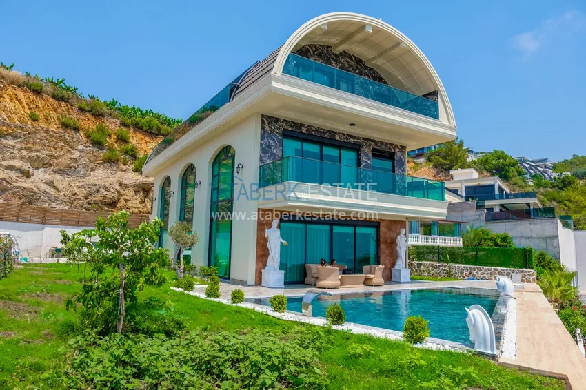 Modny triplex o ekskluzywnym designie w dzielnicy Kargicak w Alanyi  1 