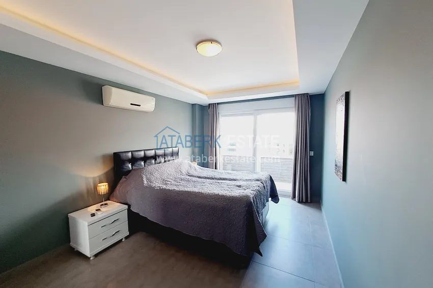 Kupuj  Nieruchomość na zezwolenie na pobyt - Dwupoziomowy penthouse z meblami w Alanyi, dzielnica Oba 21 