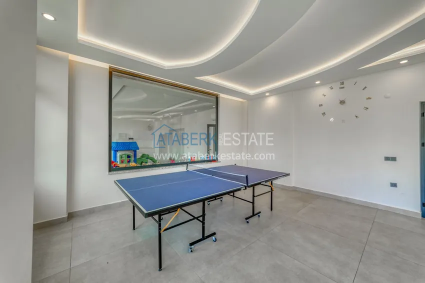 Apartament pod klucz z dwiema sypialniami w Mahmutlar w nowoczesnym kompleksie 22 