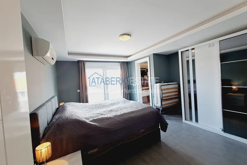 Kupuj  Nieruchomość na zezwolenie na pobyt - Dwupoziomowy penthouse z meblami w Alanyi, dzielnica Oba 23 