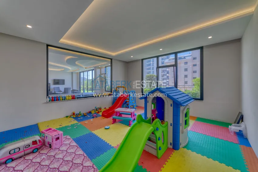 Apartament pod klucz z dwiema sypialniami w Mahmutlar w nowoczesnym kompleksie 23 