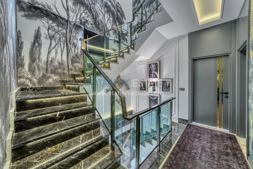 Kupuj  Modny triplex o ekskluzywnym designie w dzielnicy Kargicak w Alanyi  24 
