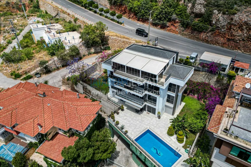 Luksusowa willa z panoramicznym widokiem na morze i zamek w Alanyi — dzielnica Kucukhasbahce 2 