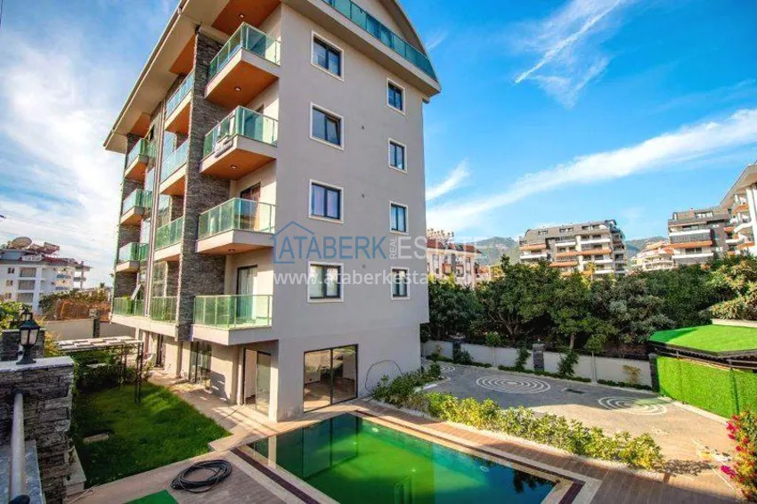 Apartament 1+1 z meblami i przeszklonym balkonem, dzielnica Oba — Alanya 3 