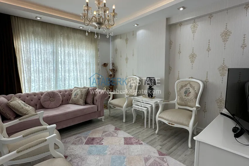 Kupuj  Stylowy penthouse z meblami i przeszklonym balkonem w dzielnicy Teje, Mersin 3 